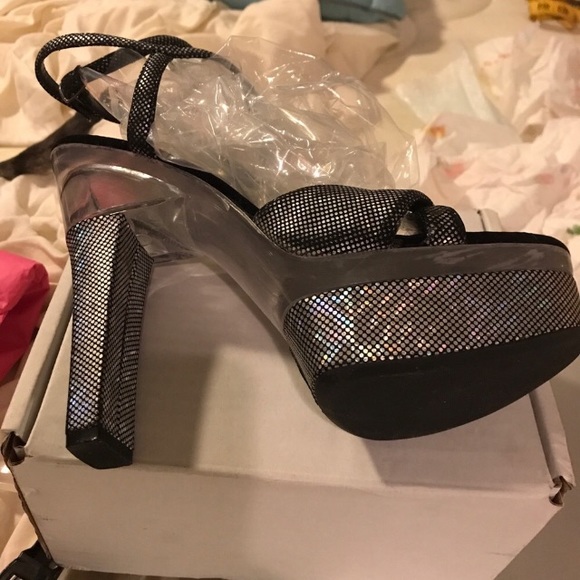 Shoes - Sparkle stilettos